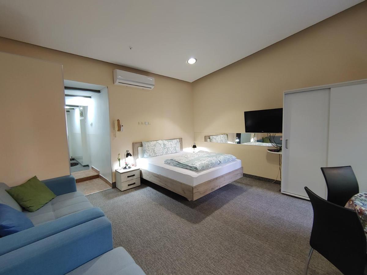 Apartment Danijela-City Centar Beograd Ngoại thất bức ảnh